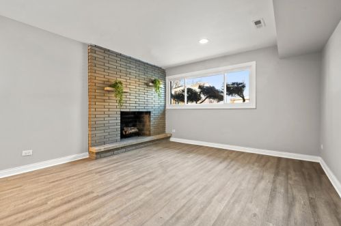 1315 89 St, Chicago IL 60617-3815 exterior