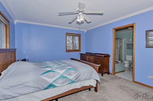 8902 Burton Rd, Bull Valley IL 60097-8202 exterior