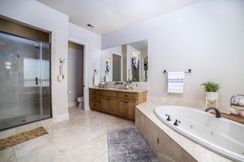 668 Glen-mady Way, Folsom CA 95630-6275 exterior