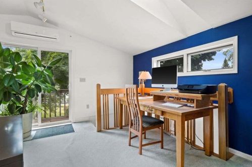 2044 Booth St, Milwaukee WI 53212-3406 exterior