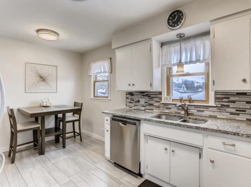 143 22nd Ave, South Saint Paul MN 55075-5846 exterior