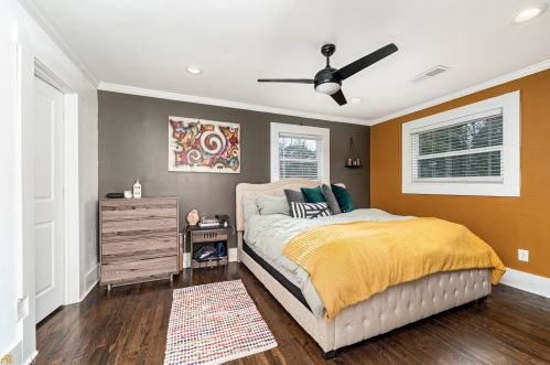 2930 Eleanor Ter, Atlanta GA  30318-6014 exterior