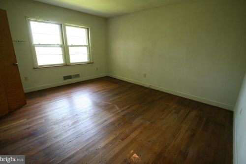 810 Lions Back Dr, Huntingdon PA 16652-3024 exterior