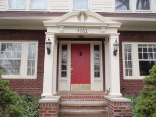 3261 Fairmount Blvd, Cleveland OH  44118-4261 exterior