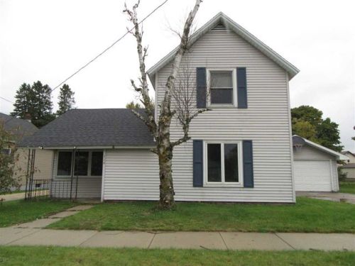 114 1st St, Thompson, MI 49854-1007