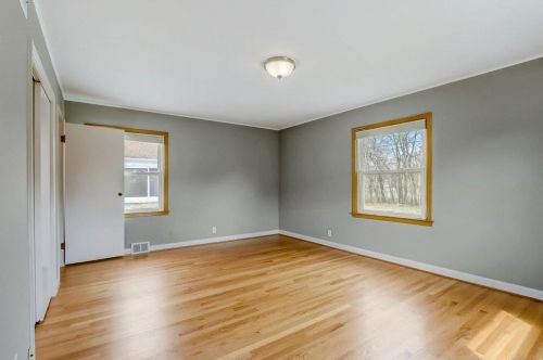 3160 Menomonee Riv Pkwy, Milwaukee WI 53222-3371 exterior