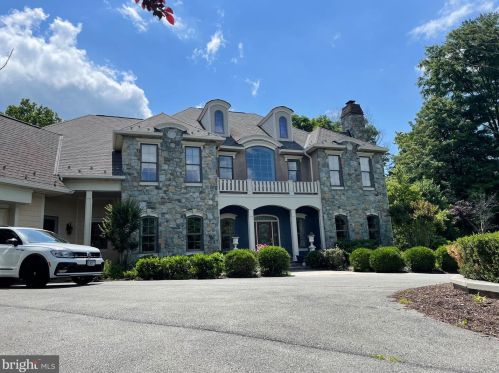 11300 Glen Rd, Rockville MD 20854-1849 exterior