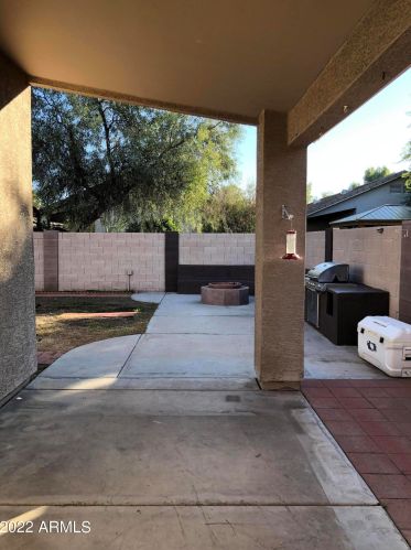 15109 29 St, Phoenix AZ 85042-8214 exterior