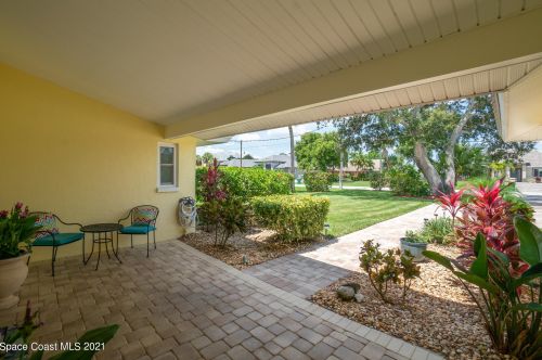 3010 Newfound Harbor Dr, Merritt Island FL 32952-2624 exterior