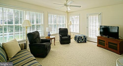 2 Greystone Dr, Lewes DE 19958-9450 exterior