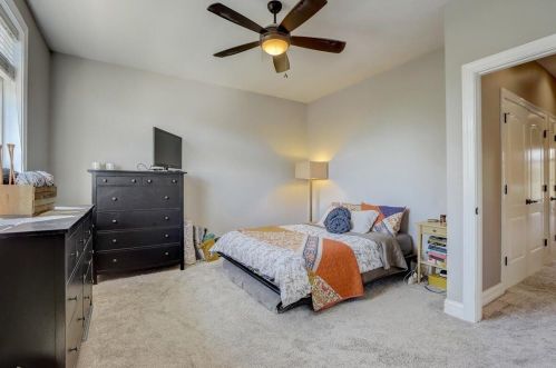 513 Reservoir Ave, Milwaukee WI 53212-3723 exterior