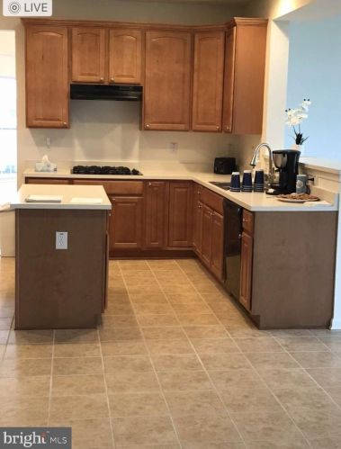 19 Nace Dr, Hanover PA 17331-9411 exterior