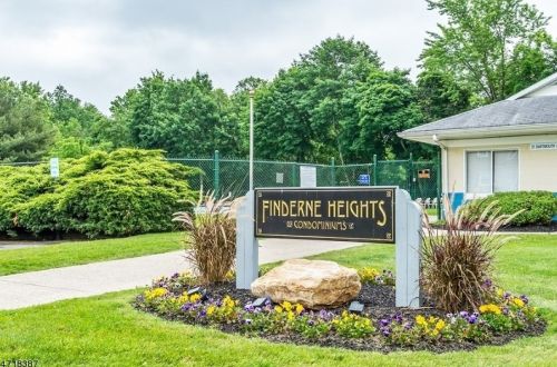 14 Dartmouth Ave, Bridgewater NJ  08807-3421 exterior