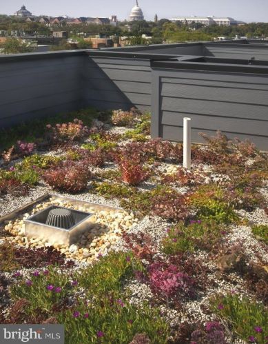 812 18th St, Washington DC  20002-6902 exterior