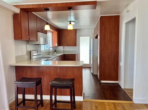 1952 Bertram St, Honolulu HI 96816-2006 exterior