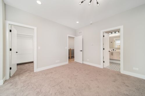 3842 108th Pl, Chicago IL  60655-3945 exterior