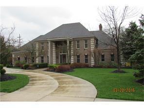 7053 Kingscote Park, Cleveland OH  44131-6501 exterior