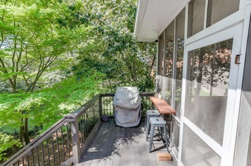 1289 Lindenwood Ln, Atlanta GA 30319-3830 exterior