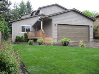 13646 116th Ct, Happy Valley, OR 97015-8613