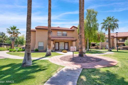 1351 Pleasant Dr, Chandler AZ 85225-6513 exterior