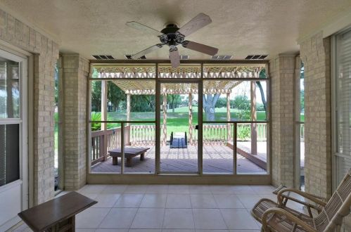 141 April Waters Dr, Montgomery TX 77356-8831 exterior