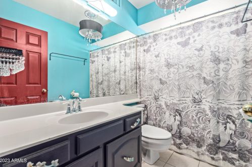 7035 28th Dr, Phoenix AZ 85051-4024 exterior