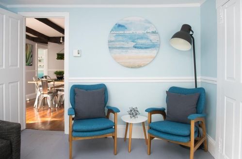 130 Spg St, Middletown RI 02840-6804 exterior