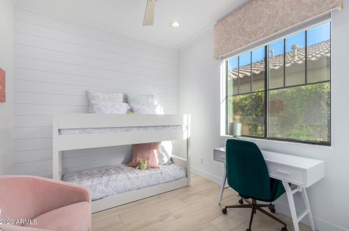 16611 9th St, Phoenix AZ 85006-1070 exterior