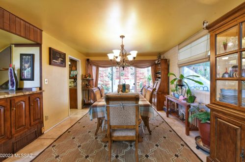 720 Roller Coaster Rd, Tucson AZ 85704-2628 exterior