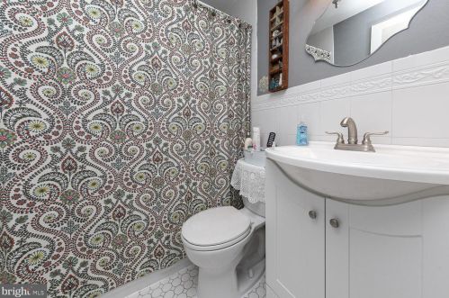 804 Livingston St, Philadelphia PA 19134-5318 exterior