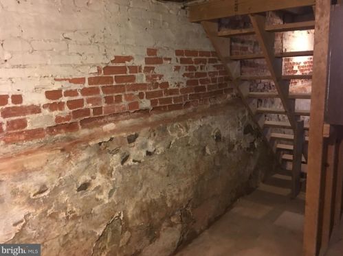 625 Clinton St, Camden NJ 08103-1430 exterior