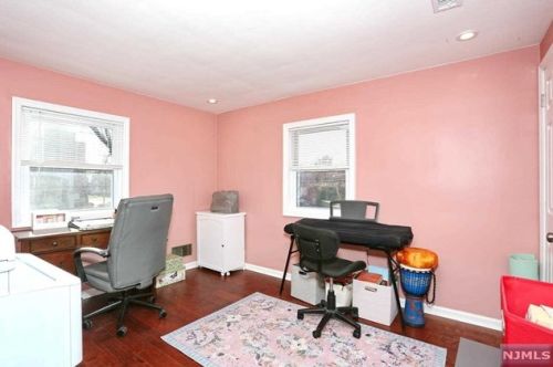 309 Elm St, Oradell NJ  07649-2261 exterior