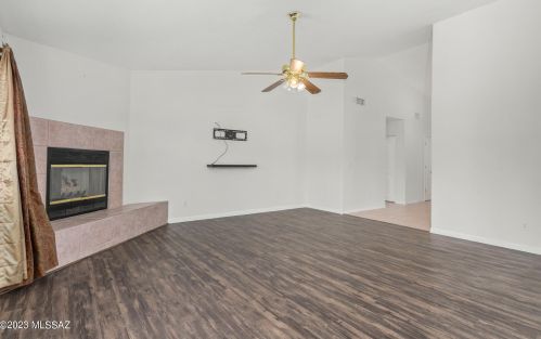 9593 Paseo Juan Tabo, Tucson AZ  85747-5007 exterior