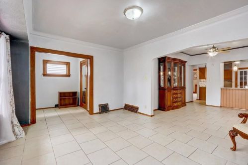 3030 15 Pl, Milwaukee WI 53215-3721 exterior