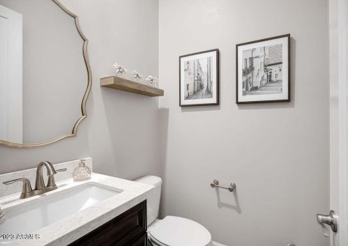 8976 8 Dr, Phoenix AZ 85041-6754 exterior