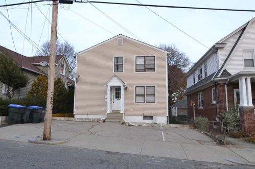 21 Commodore St, Providence RI  02904-2526 exterior