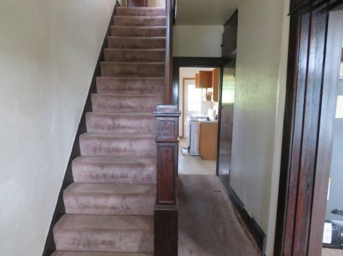 123 Calhoun Ave, Pittsburgh PA  15210-3637 exterior