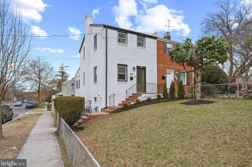 4330 Texas Ave, Washington DC  20019-4260 exterior