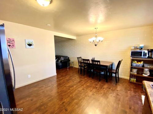 4068 Evergreen Ave, Tucson AZ 85730-3928 exterior