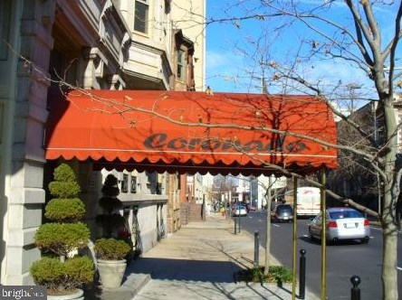 2201 Chestnut St, Philadelphia PA 19103-3046 exterior