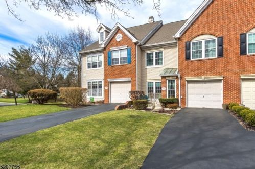 1302 Stech Dr, Bridgewater, NJ 08807-5502