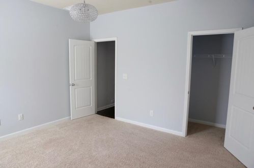 3920 Kingfisher Dr, Atlanta GA 30349-1986 exterior