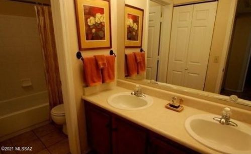 6655 Canyon Crest Dr, Tucson AZ  10161-0937 exterior