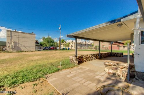 748 Carol Ave, Phoenix AZ 85021-2088 exterior