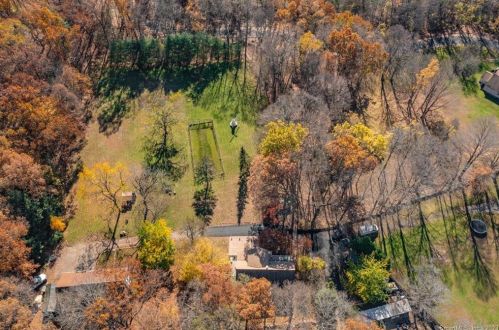 325 Scott Swamp Rd, Farmington CT 06032-3415 exterior