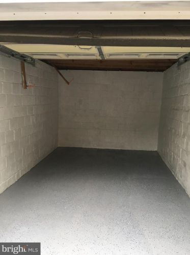 7426 Piney Branch Rd, Silver Spring MD 20901-4352 exterior