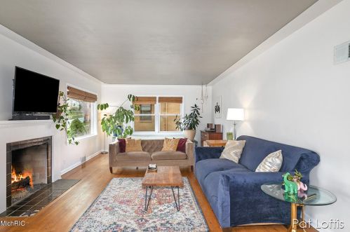 1658 Rosewood Ave, Grand Rapids MI 49506-4445 exterior