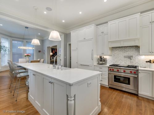 529 Wrightwood Ave, Chicago IL  60614-1794 exterior