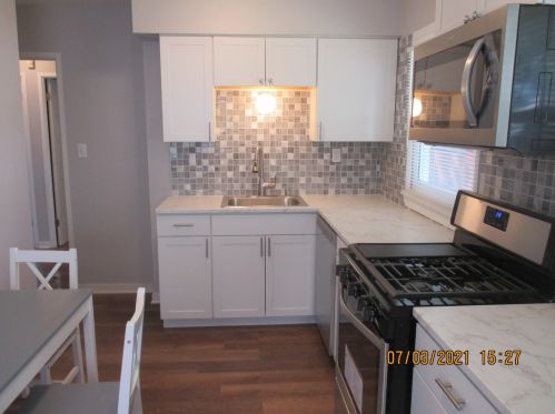 5330 27th St, Milwaukee WI  53221-3724 exterior