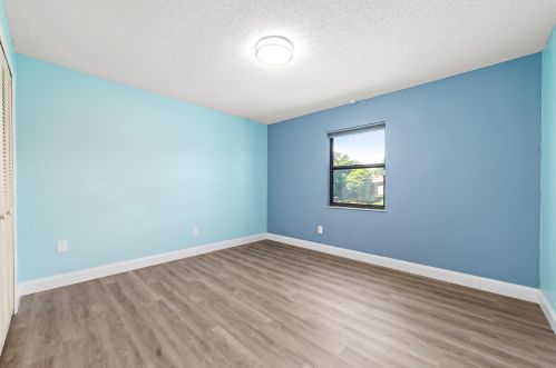 117 Sagamore Ter, Fort Pierce FL 34983-1262 exterior